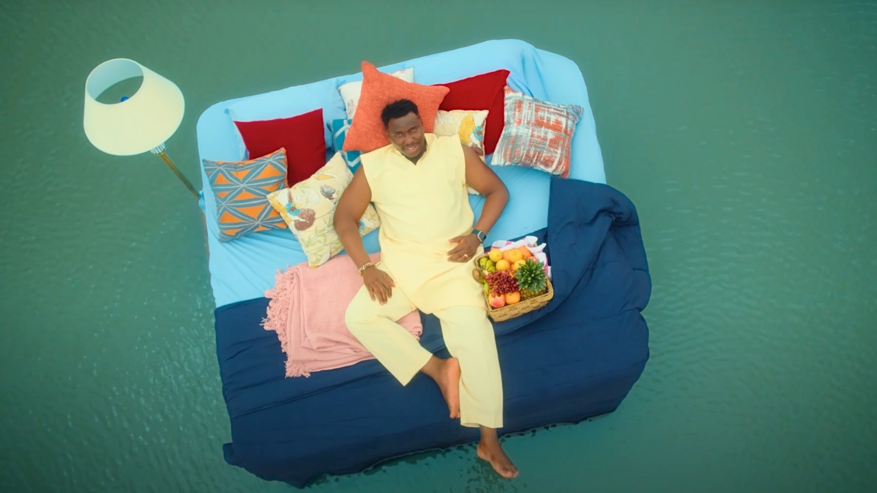 Victor Thompson – Never Find